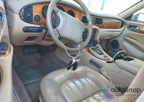 2000 Jaguar Xjr из США, поврежденный, VIN LF18062